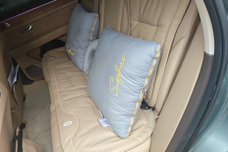 Used Hima AITO M7 2024 1.5T Rear-Drive Plus Version 5 Seats Interior 4