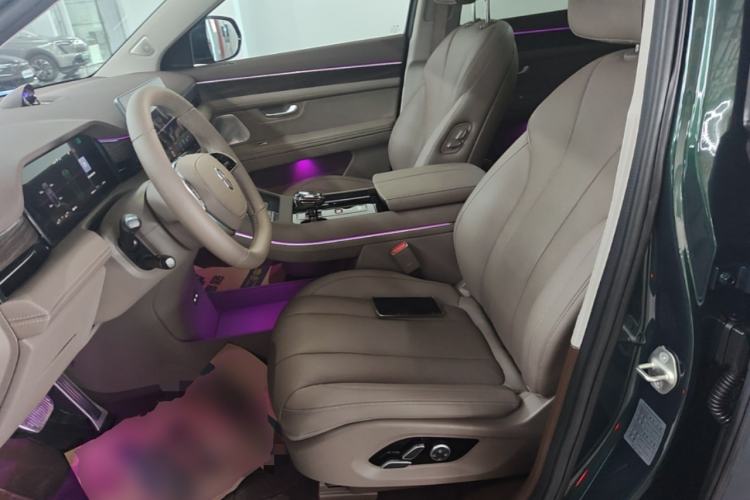 Used Hima AITO M7 2024 1.5T Intelligent Drive Rear-Drive Ultra Version 5 Seats Left Front Seat