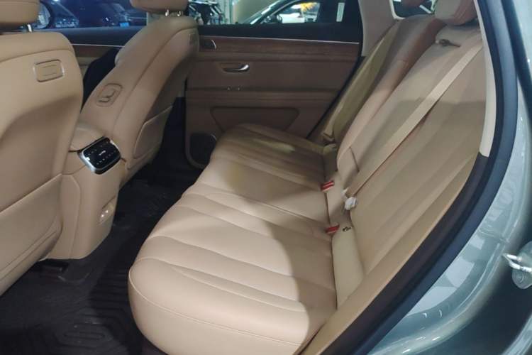 Used Hima AITO M7 2024 1.5T Intelligent Driving 4WD Max Edition 5 Seats Left Rear Seat