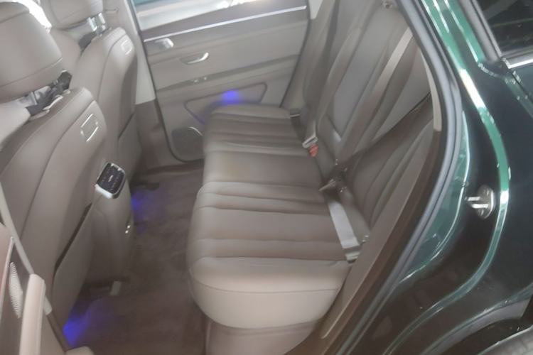 Used Hima AITO M7 2024 1.5T Intelligent Drive Rear-Drive Ultra Version 5 Seats Left Rear Seat