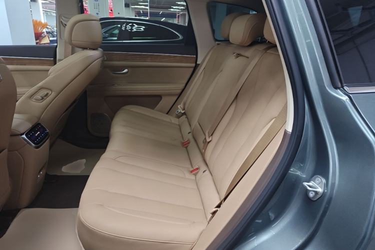 Used Hima AITO M7 2024 1.5T Rear-Drive Plus Version 5 Seats Left Rear Seat