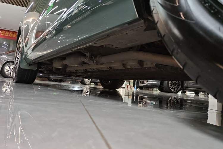 Used Hima AITO M7 2024 1.5T Rear-Drive Plus Version 5 Seats Left Side Sill