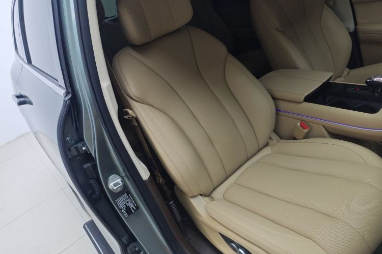 Used Hima AITO M7 2024 1.5T Intelligent Driving Rear-Drive Ultra Version 6 Seats Right Front Seat