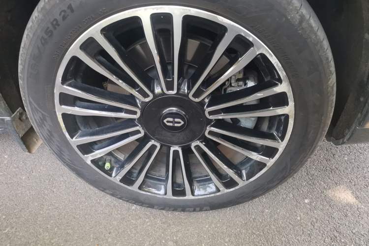 Used Hima AITO M7 2024 1.5T Intelligent Driving 4WD Max Edition 5 Seats Right Front Wheel Hub