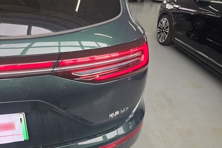 Used Hima AITO M7 2024 1.5T Intelligent Driving Rear-Drive Ultra Version 6 Seats Right Rear Taillight