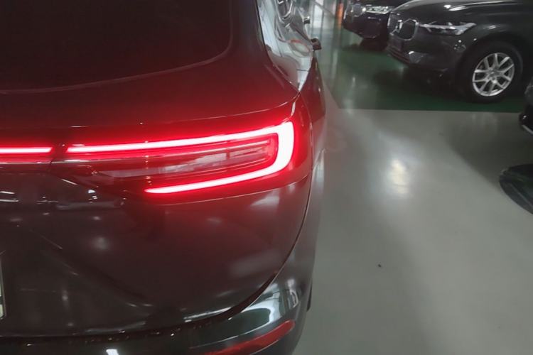 Used Hima AITO M7 2024 1.5T Intelligent Drive Rear-Drive Ultra Version 5 Seats Right Rear Taillight