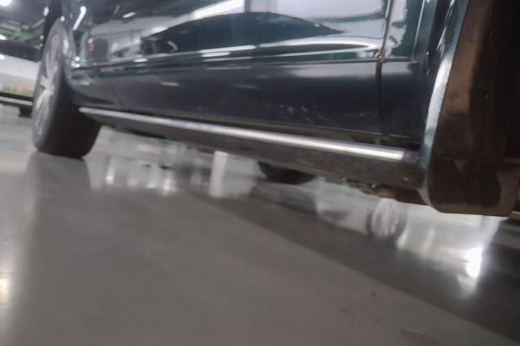 Used Hima AITO M7 2024 1.5T Intelligent Drive Rear-Drive Ultra Version 5 Seats Right Side Sill