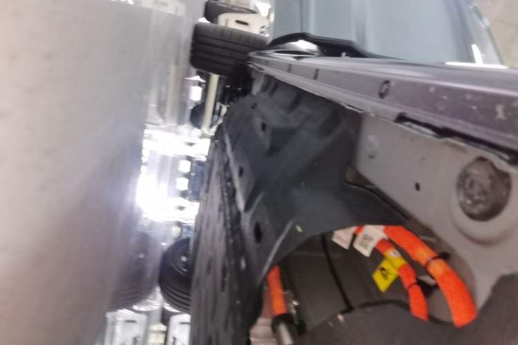Used Hima AITO M7 2024 1.5T Intelligent Drive Rear-Drive Ultra Version 5 Seats Right Side Sill