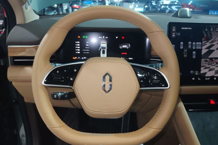 Used Hima AITO M7 2024 1.5T Intelligent Driving 4WD Max Edition 5 Seats Steering Wheel