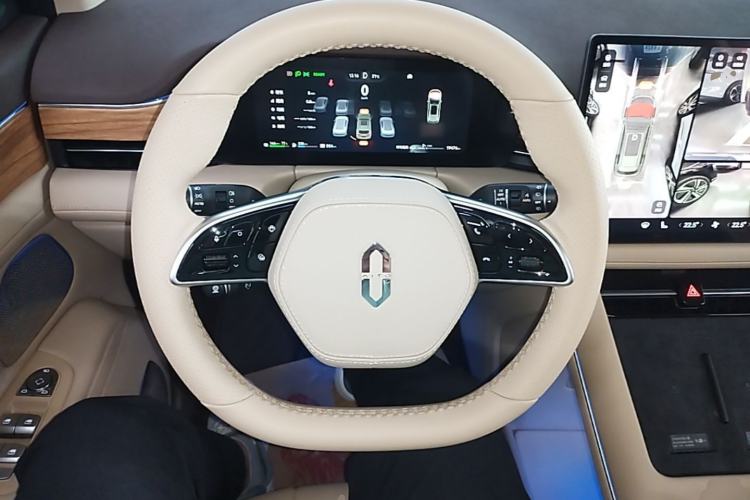 Used Hima AITO M7 2024 1.5T Intelligent Driving Rear-Drive Max Edition 5 Seats Steering Wheel