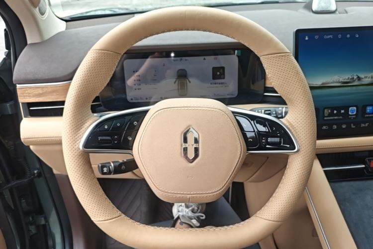 Used Hima AITO M7 2024 1.5T Intelligent Driving Rear-Drive Max Edition 5 Seats Steering Wheel