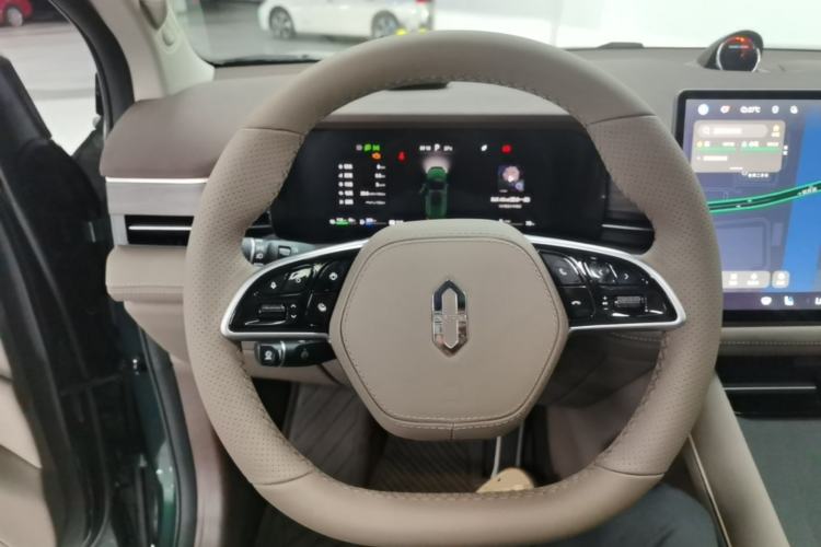 Used Hima AITO M7 2024 1.5T Intelligent Drive Rear-Drive Ultra Version 5 Seats Steering Wheel