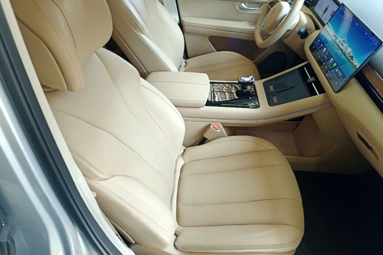 Used Hima AITO M7 2024 1.5T Intelligent Driving Rear-Drive Max Edition 5 Seats Right Front Seat