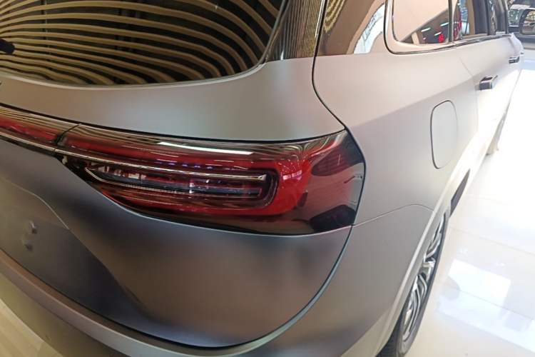 Used Hima AITO M7 2024 1.5T Intelligent Driving Rear-Drive Max Edition 5 Seats Right Rear Taillight