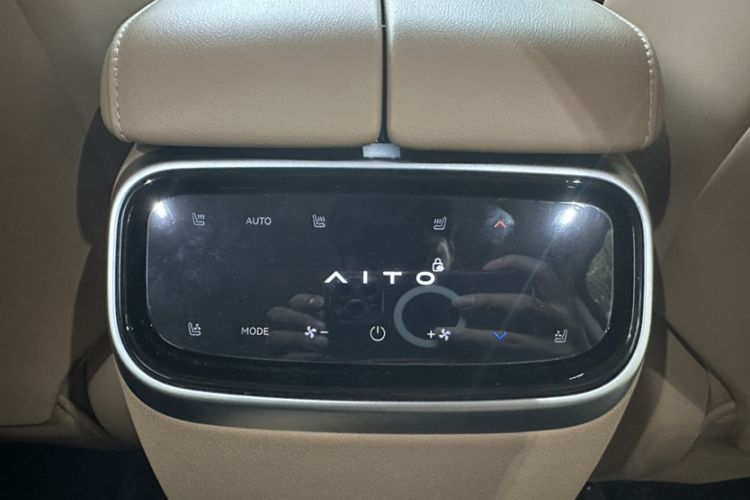 Used Hima AITO M7 2024 1.5T Rear-Drive Plus Version 5 Seats Interior 5