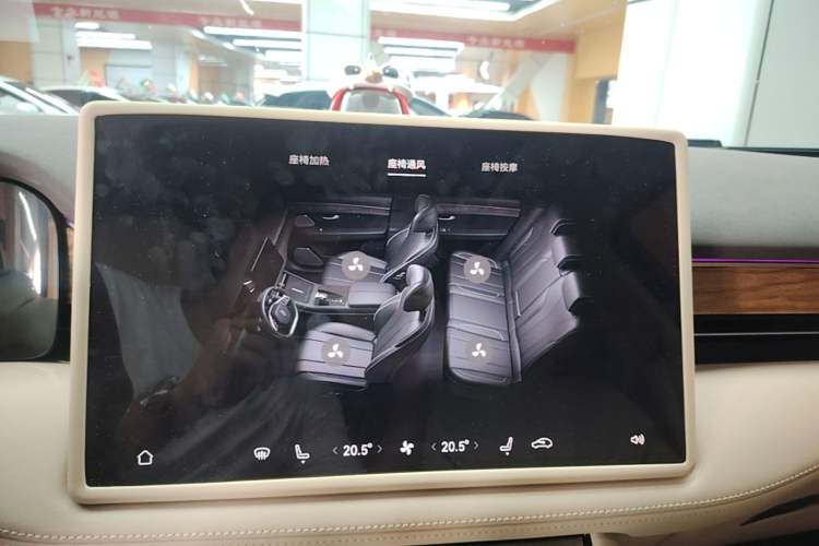 Used Hima AITO M7 2024 1.5T Intelligent Driving Rear-Drive Max Edition 5 Seats Audio And AC Panel