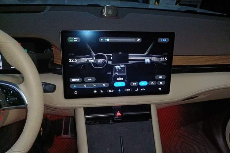 Used Hima AITO M7 2024 1.5T Intelligent Driving 4WD Max Edition 5 Seats Audio And AC Panel