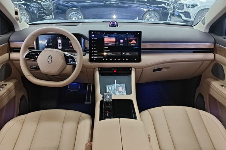 Used Hima AITO M7 2024 1.5T Intelligent Driving Rear-Drive Ultra Version 6 Seats Center Console