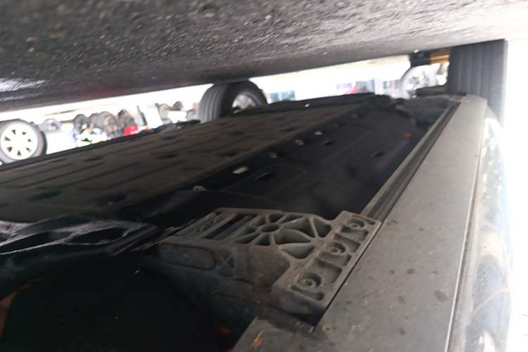 Used Hima AITO M7 2024 1.5T Rear-Drive Plus Version 5 Seats Chassis Front Right