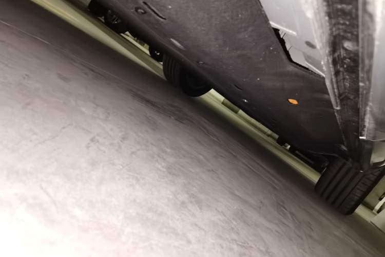Used Hima AITO M7 2024 1.5T Intelligent Driving Rear-Drive Pro Version 5 Seats Chassis Rear Right
