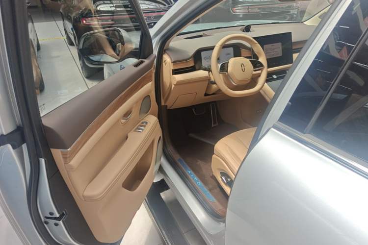 Used Hima AITO M7 2024 1.5T Intelligent Drive Rear-Drive Ultra Version 5 Seats Driver Seat