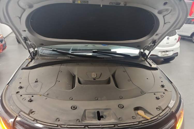 Used Hima AITO M7 2024 1.5T Rear-Drive Plus Version 5 Seats Engine Bay