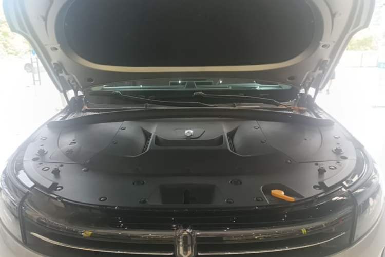 Used Hima AITO M7 2024 1.5T Rear-Drive Plus Version 5 Seats Engine Bay