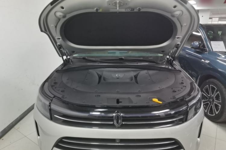 Used Hima AITO M7 2024 1.5T Intelligent Driving Rear-Drive Max Edition 6 Seats Engine Bay