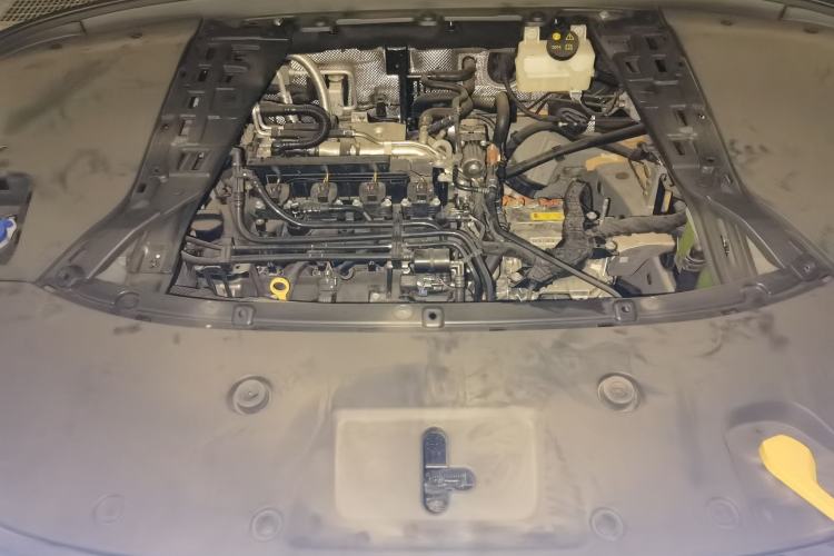 Used Hima AITO M7 2024 1.5T Intelligent Driving Rear-Drive Pro Version 5 Seats Engine Bay