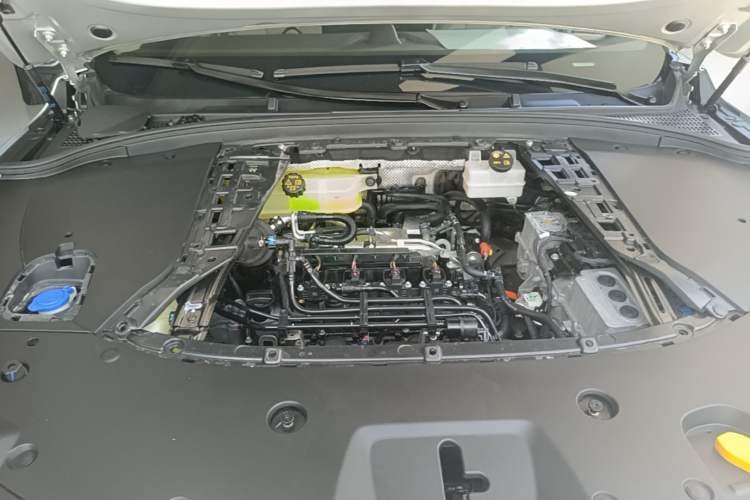 Used Hima AITO M7 2024 1.5T Intelligent Driving Rear-Drive Max Edition 6 Seats Engine Bay