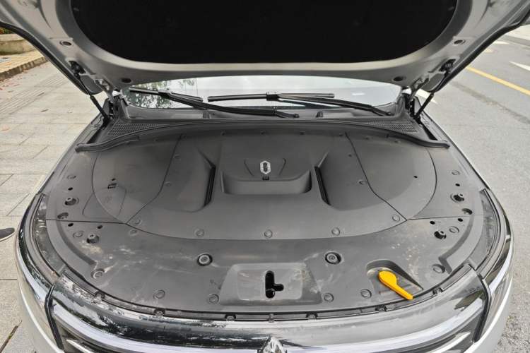 Used Hima AITO M7 2024 1.5T Rear-Drive Plus Version 5 Seats Engine Bay