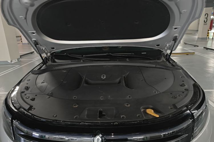 Used Hima AITO M7 2024 1.5T Rear-Drive Plus Version 5 Seats Engine Bay