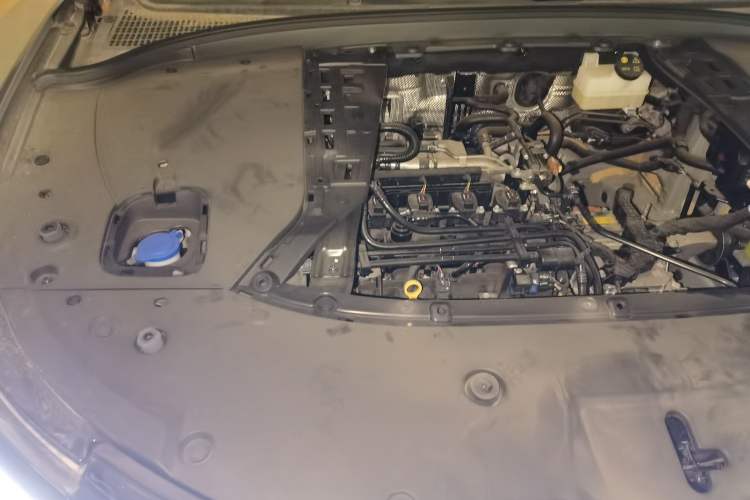 Used Hima AITO M7 2024 1.5T Intelligent Driving Rear-Drive Pro Version 5 Seats Engine Bay Right