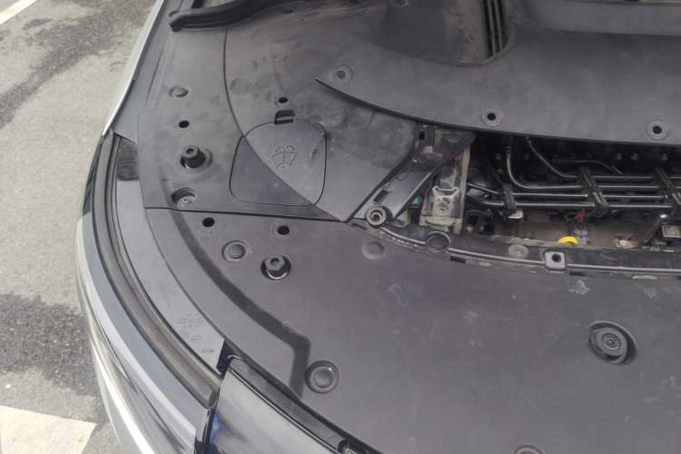 Used Hima AITO M7 2024 1.5T Intelligent Driving Rear-Drive Pro Version 5 Seats Engine Bay Right