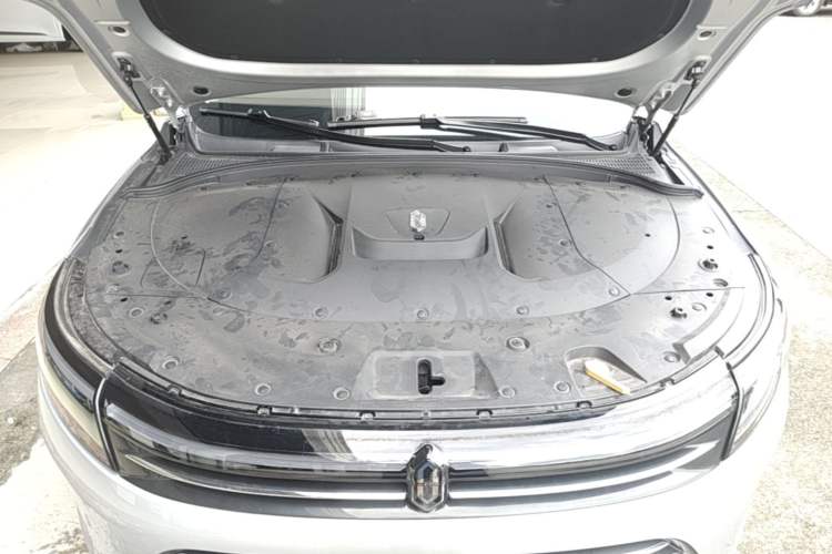Used Hima AITO M7 2024 1.5T Rear-Drive Plus Version 5 Seats Engine Bay