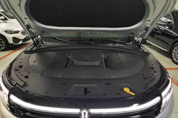 Used Hima AITO M7 2024 1.5T Intelligent Driving 4WD Ultra Version 6 Seats Engine Bay