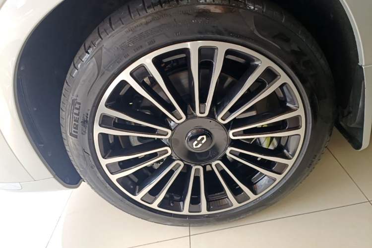 Used Hima AITO M7 2024 1.5T Intelligent Driving Rear-Drive Ultra Version 6 Seats Exterior 4