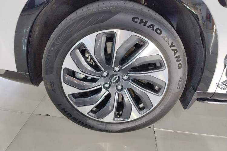 Used Hima AITO M7 2024 1.5T Intelligent Driving 4WD Max Edition 5 Seats Exterior 4