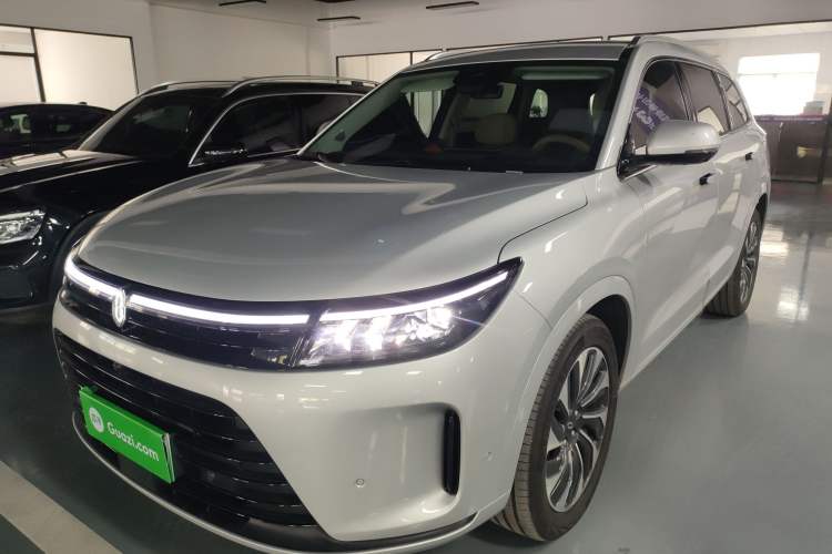 Used Hima AITO M7 2024 1.5T Rear-Drive Plus Version 5 Seats Front Left 45 Deg