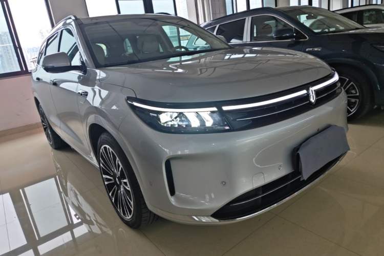 Used Hima AITO M7 2024 1.5T Intelligent Driving 4WD Pro Edition 5 Seats Front Right 45 Deg