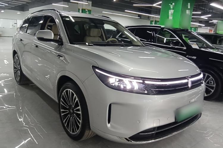 Used Hima AITO M7 2024 1.5T Intelligent Driving All-Wheel Drive Pro Version 5 Seats Ternary Lithium Battery Front Right 45 Deg
