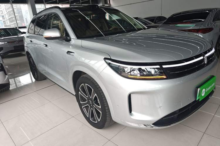 Used Hima AITO M7 2024 1.5T Intelligent Driving 4WD Ultra Version 6 Seats Front Right 45 Deg