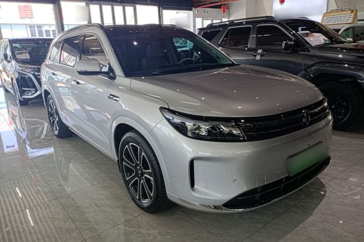 Used Hima AITO M7 2024 1.5T Intelligent Driving 4WD Ultra Version 6 Seats Front Right 45 Deg