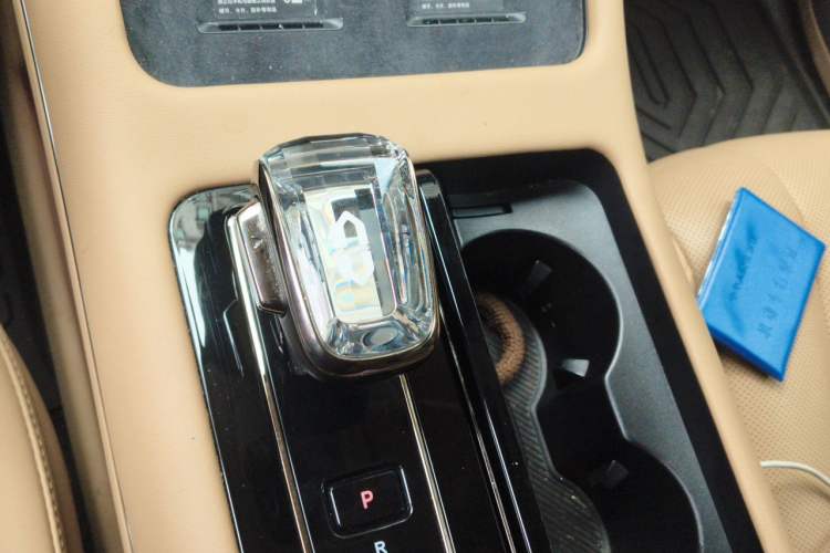 Used Hima AITO M7 2024 1.5T Intelligent Driving Rear-Drive Max Edition 5 Seats Gear Lever
