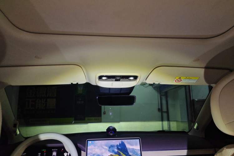 Used Hima AITO M7 2024 1.5T Intelligent Driving 4WD Ultra Version 6 Seats Headliner