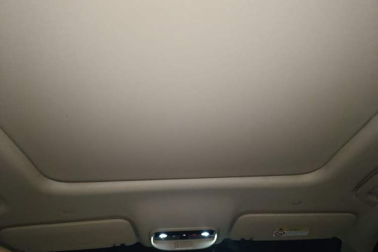 Used Hima AITO M7 2024 1.5T Rear-Drive Plus Version 5 Seats Headliner