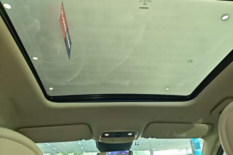 Used Hima AITO M7 2024 1.5T Intelligent Drive 4WD Ultra Version 5 Seats Headliner