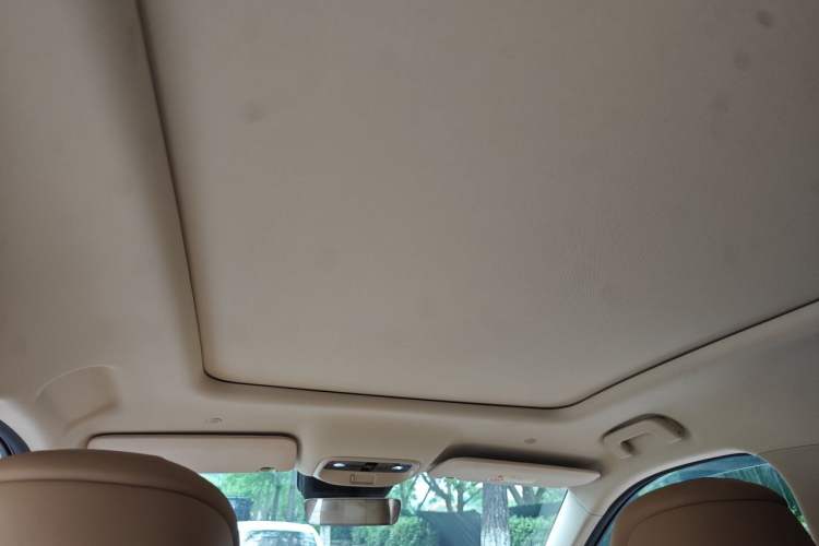 Used Hima AITO M7 2024 1.5T Rear-Drive Plus Version 5 Seats Headliner