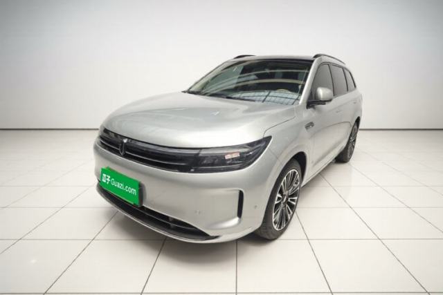Używany Hima AITO M7 2024 1.5T Intelligent Drive Rear-Drive Ultra Version 5 Seats