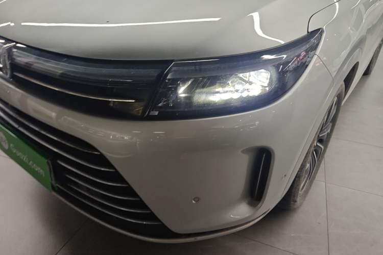 Used Hima AITO M7 2024 1.5T Rear-Drive Plus Version 5 Seats Left Front Headlight